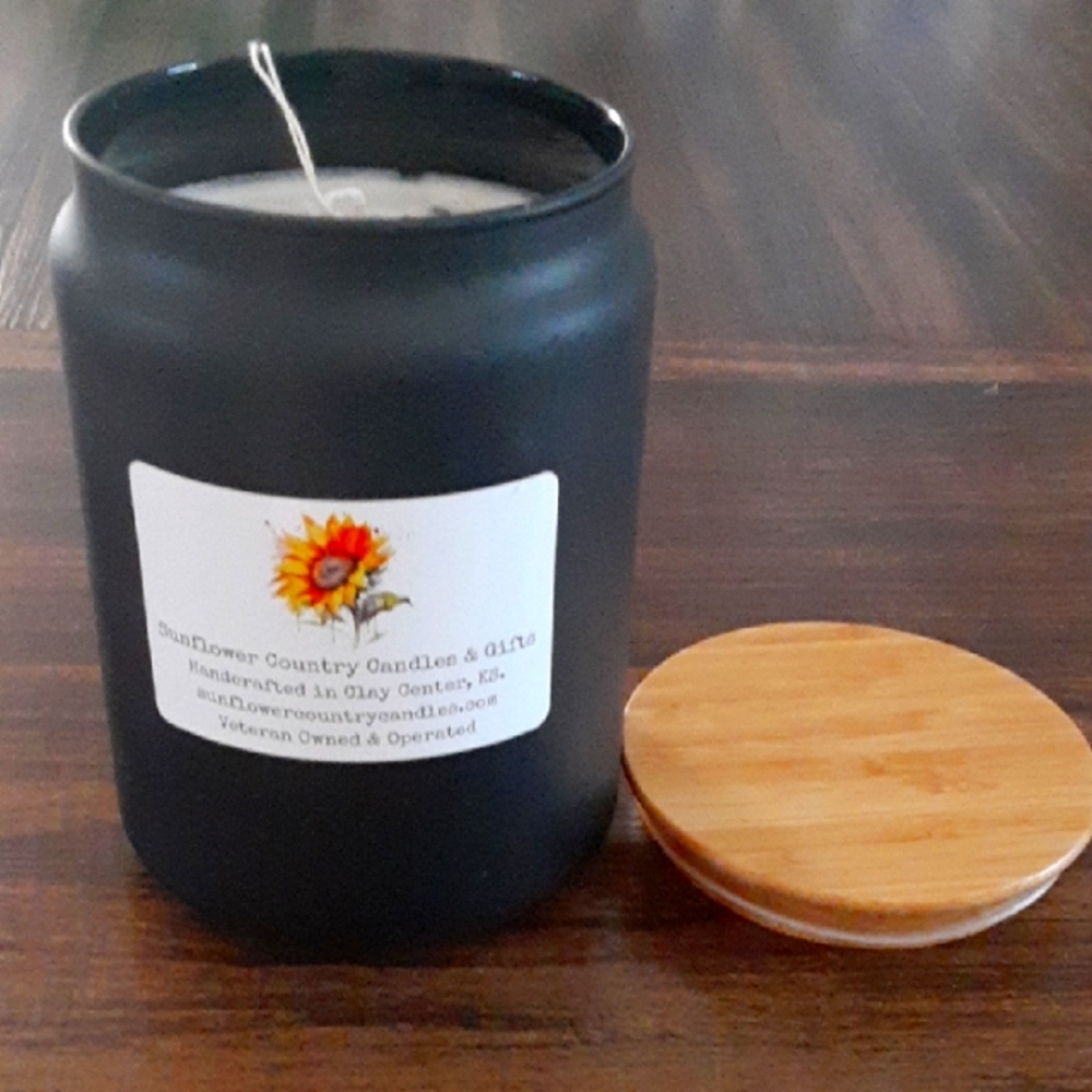🌿Handcrafted Lavender E.O. Soy Tumbler Candle, 45 oz.🧘‍♀️